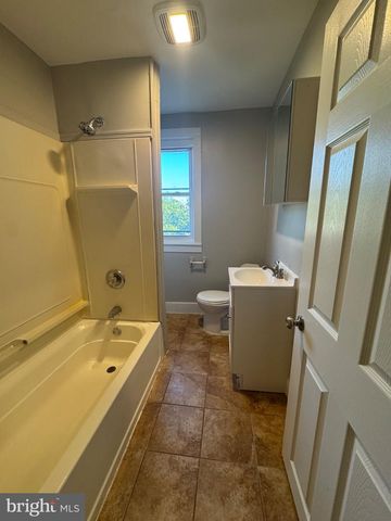 1224 MULBERRY ST, Reading, PA 19604