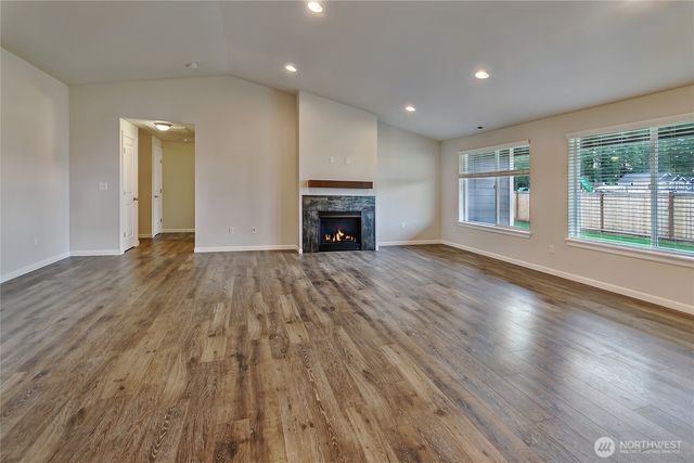 3735 37th Avenue Ct E, Tacoma, WA 98406