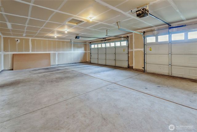 3735 37th Avenue Ct E, Tacoma, WA 98406