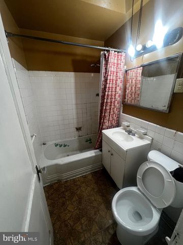 2948 KNORR ST, Philadelphia, PA 19149