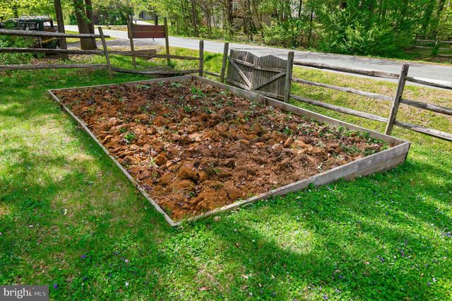 57 BRIARWOOD DR, Fredericksburg, VA 22405