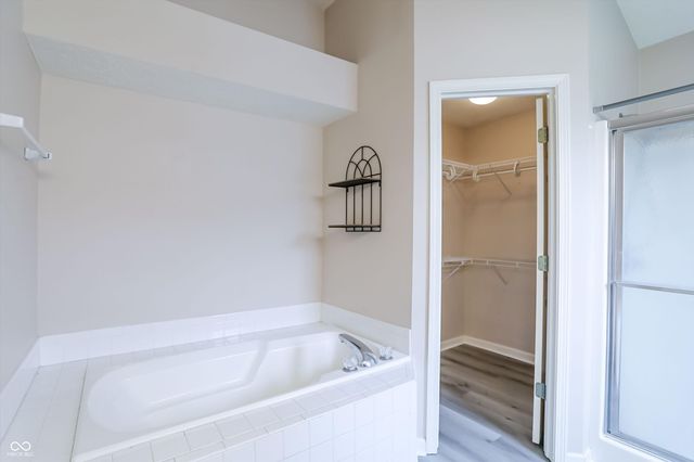 10611 Eric Court, Fishers, IN 46037