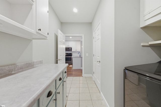 201 Bomber Court Unit B, Ninety Six, SC 29666