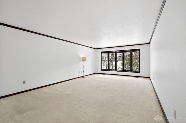 256 E Rahn Road, Dayton, OH 45429