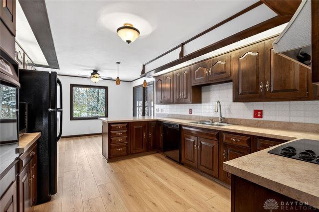 256 E Rahn Road, Dayton, OH 45429