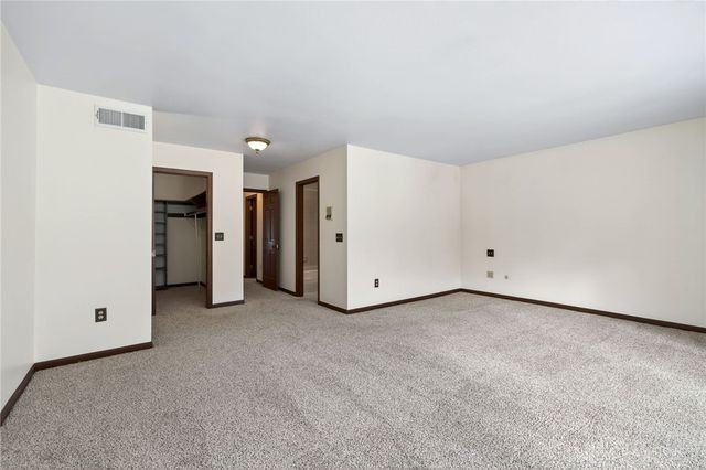 256 E Rahn Road, Dayton, OH 45429