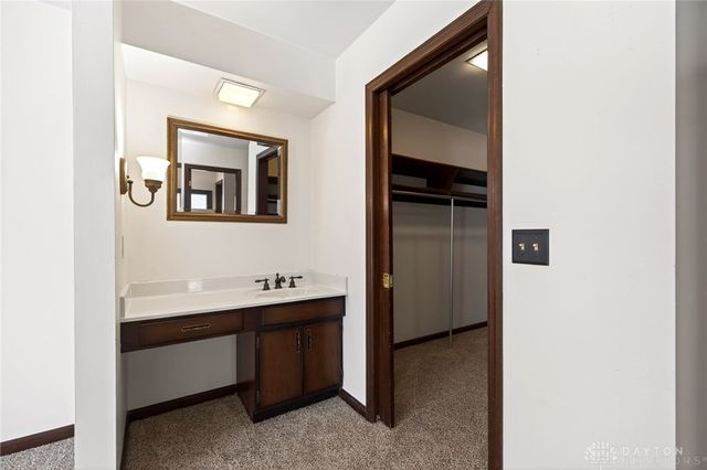 256 E Rahn Road, Dayton, OH 45429