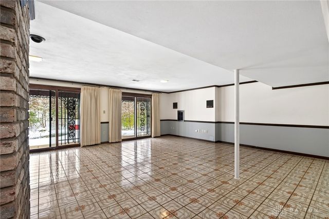 256 E Rahn Road, Dayton, OH 45429