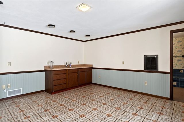 256 E Rahn Road, Dayton, OH 45429