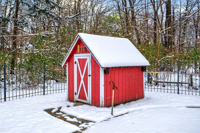 256 E Rahn Road, Dayton, OH 45429