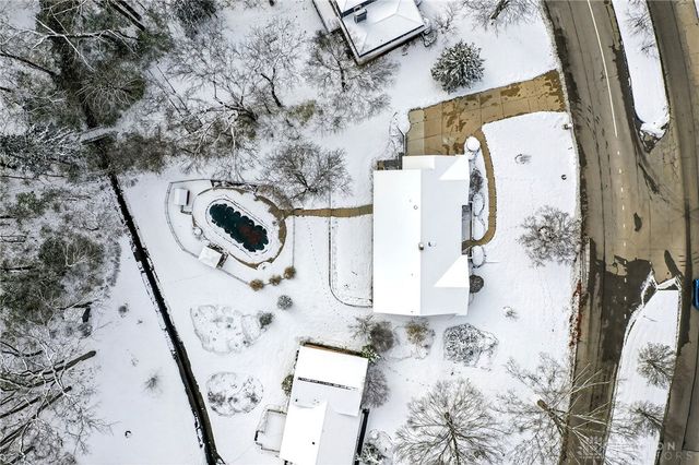 256 E Rahn Road, Dayton, OH 45429