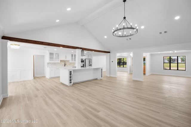 143 Rolling Meadows Drive, Jackson, MS 39211