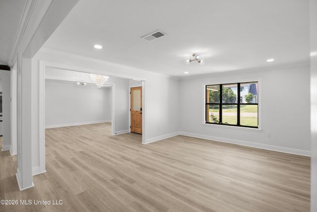143 Rolling Meadows Drive, Jackson, MS 39211