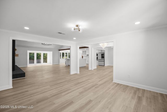 143 Rolling Meadows Drive, Jackson, MS 39211