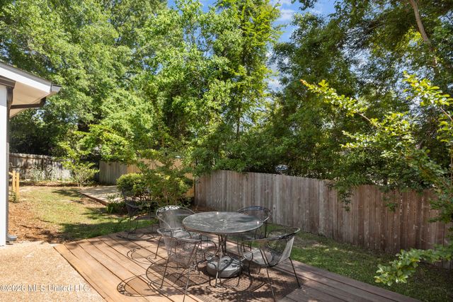 143 Rolling Meadows Drive, Jackson, MS 39211