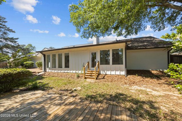 143 Rolling Meadows Drive, Jackson, MS 39211