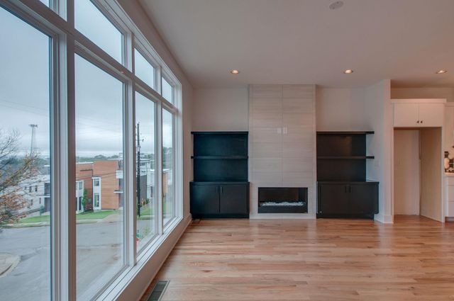 903 Archer St, Nashville, TN 37203