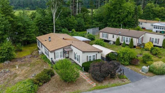29 Pipers Way, Carver, MA 02330