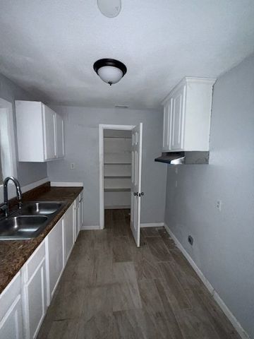 2437 Stovall Drive, Dallas, TX 75216