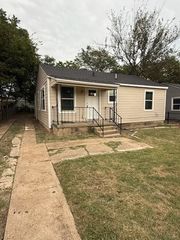 2437 Stovall Drive, Dallas, TX 75216