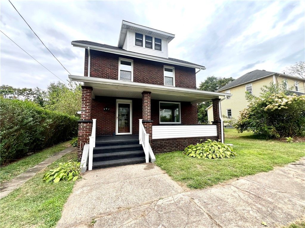 307 W Wabash Ave, New Castle, PA 16102