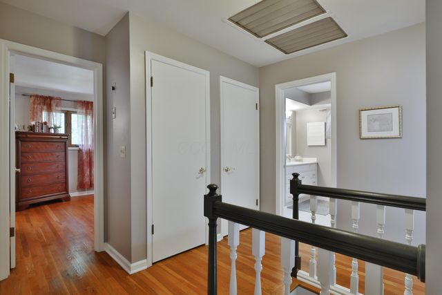 1332 Brookridge Drive, Columbus, OH 43235