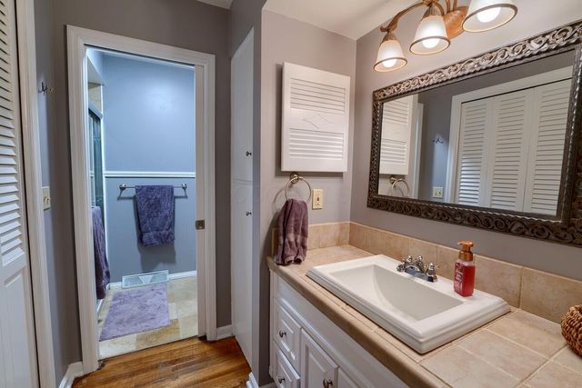 1332 Brookridge Drive, Columbus, OH 43235