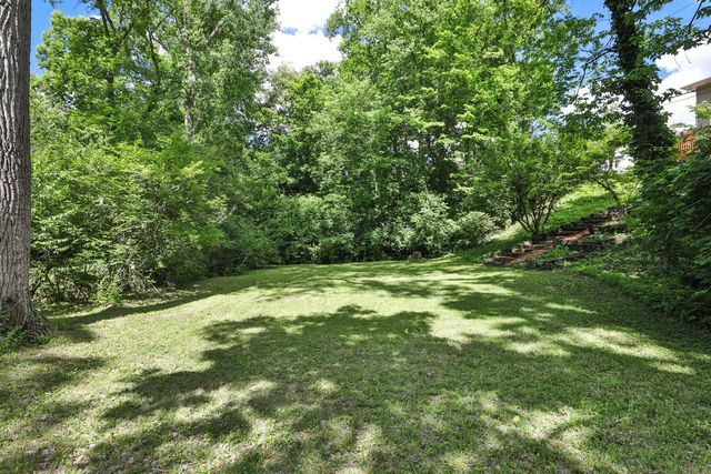 1332 Brookridge Drive, Columbus, OH 43235