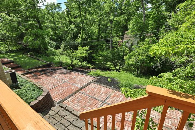 1332 Brookridge Drive, Columbus, OH 43235