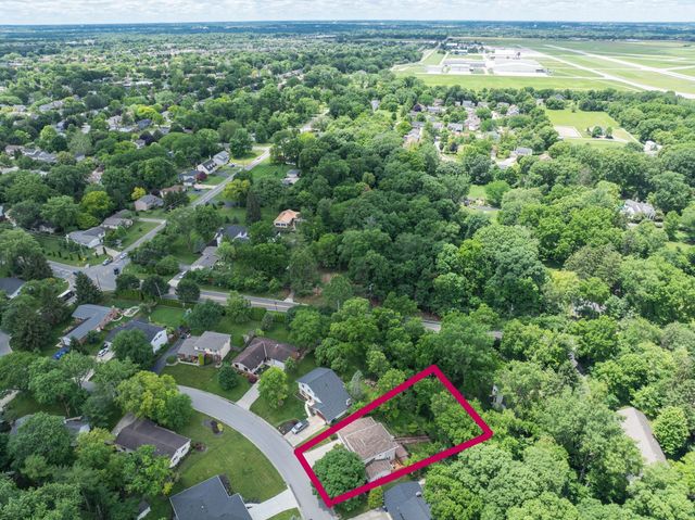 1332 Brookridge Drive, Columbus, OH 43235