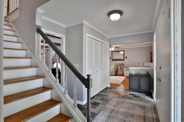 1332 Brookridge Drive, Columbus, OH 43235