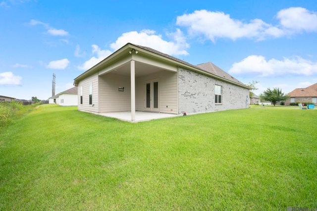 3703 Sandbar Dr, Addis, LA 70710