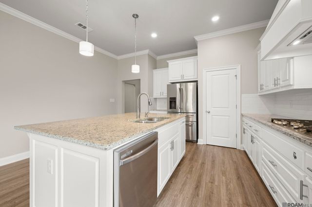 3703 Sandbar Dr, Addis, LA 70710