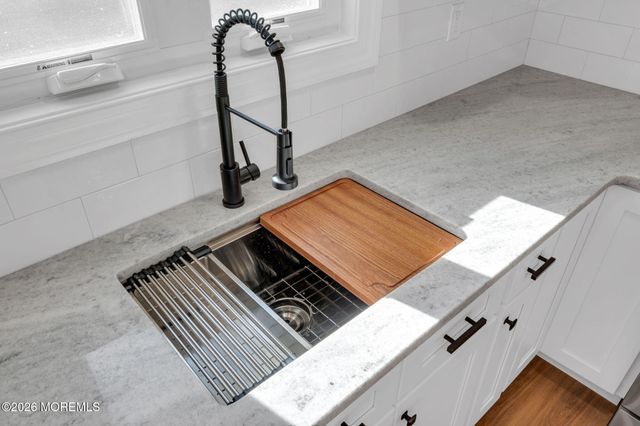 10 Arnold Street, Brick, NJ 08724