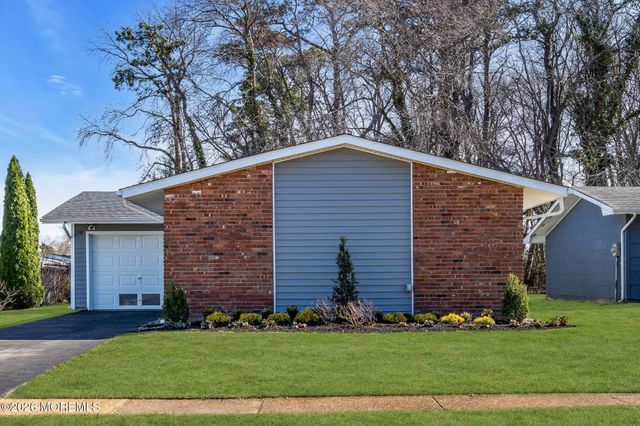 10 Arnold Street, Brick, NJ 08724