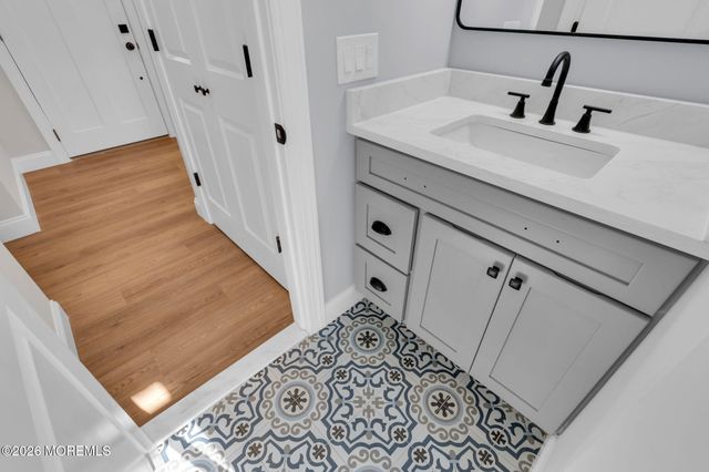 10 Arnold Street, Brick, NJ 08724