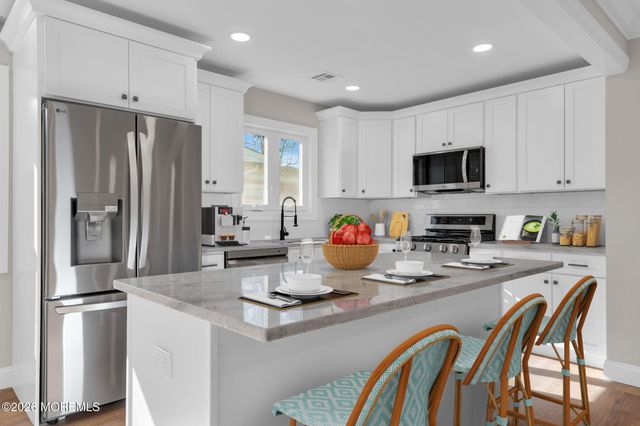 10 Arnold Street, Brick, NJ 08724