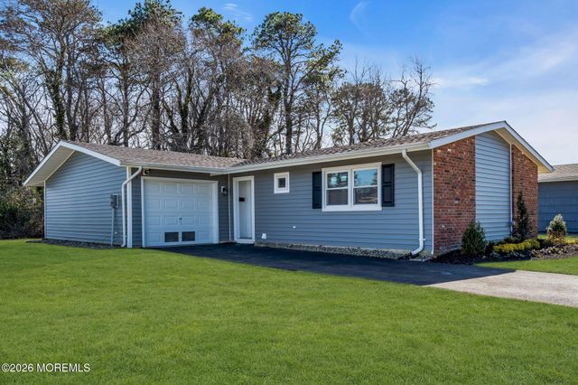 10 Arnold Street, Brick, NJ 08724