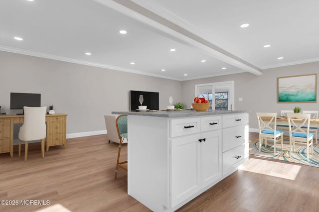 10 Arnold Street, Brick, NJ 08724