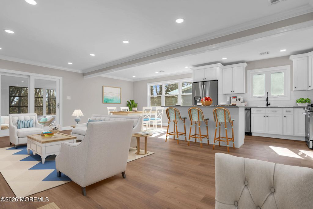 10 Arnold Street, Brick, NJ 08724