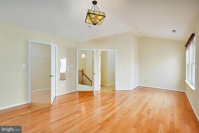 22 WADDINGTON CT, Rockville, MD 20850