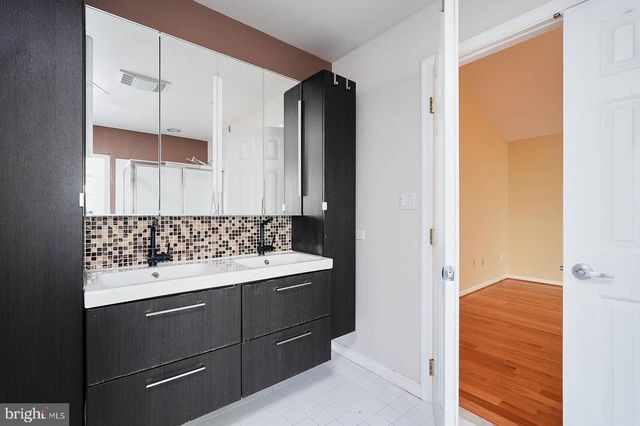 22 WADDINGTON CT, Rockville, MD 20850