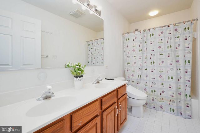 22 WADDINGTON CT, Rockville, MD 20850