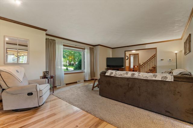 50886 Lincolnshire Trail, Granger, IN 46530