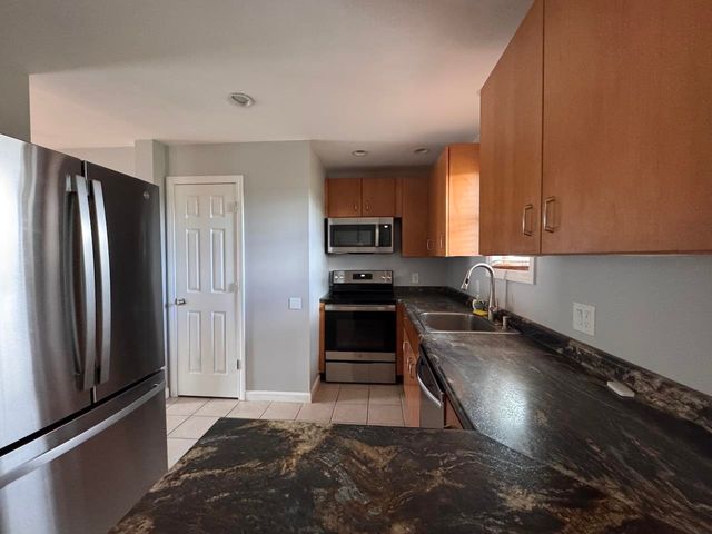 13 Westridge Drive # 13, Peterborough, NH 03458