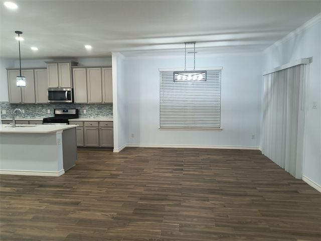 4128 Down Rush Drive, Royse City, TX 75189