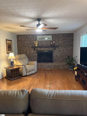 100 Laconia Drive, Travelers Rest, SC 29690