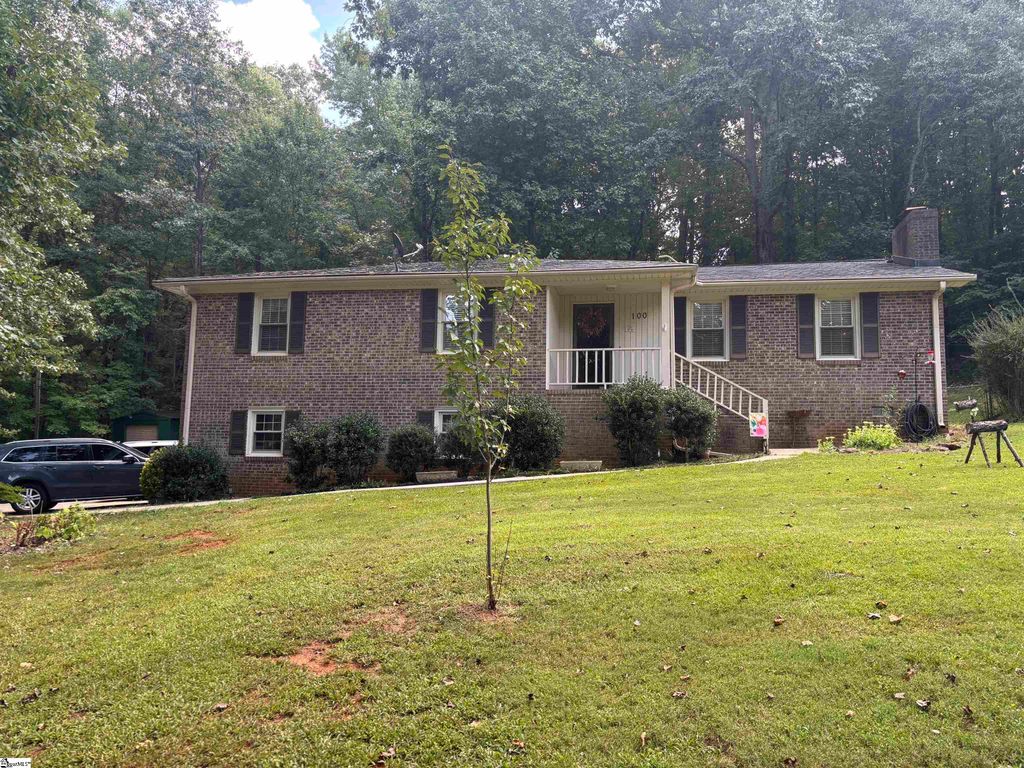 100 Laconia Drive, Travelers Rest, SC 29690
