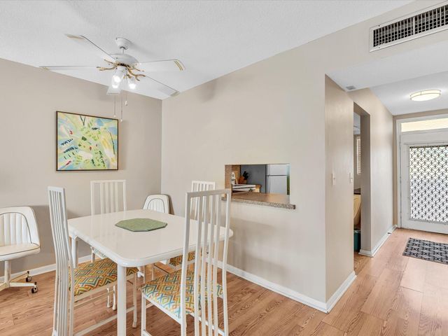 2881 NW 47th Terrace 209, Lauderdale Lakes, FL 33313