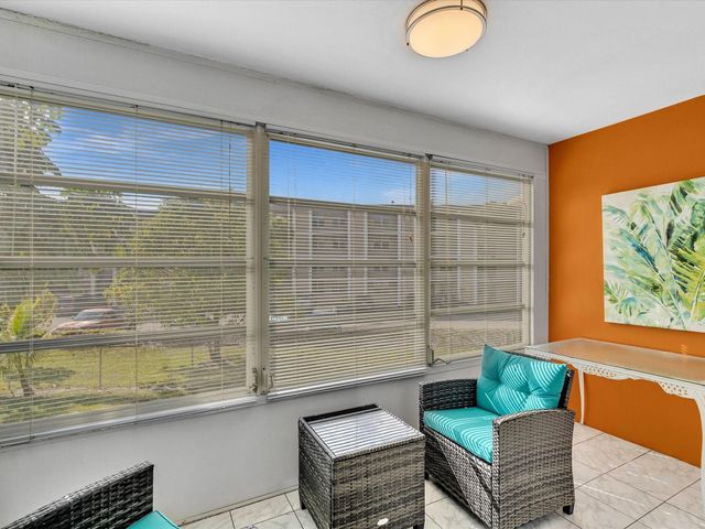 2881 NW 47th Terrace 209, Lauderdale Lakes, FL 33313